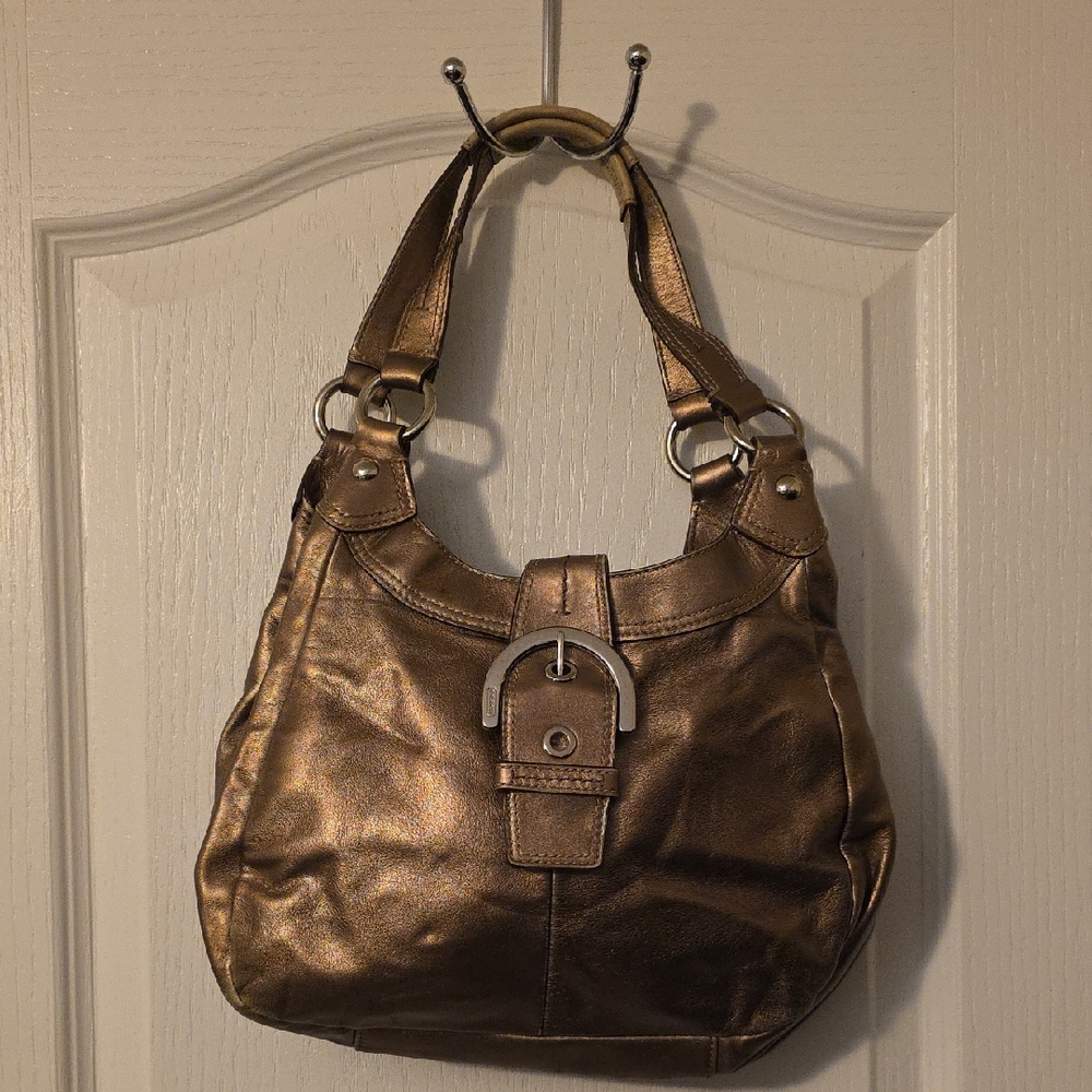 COACH LEATHER ELEGANT GOLD HANDBAG
